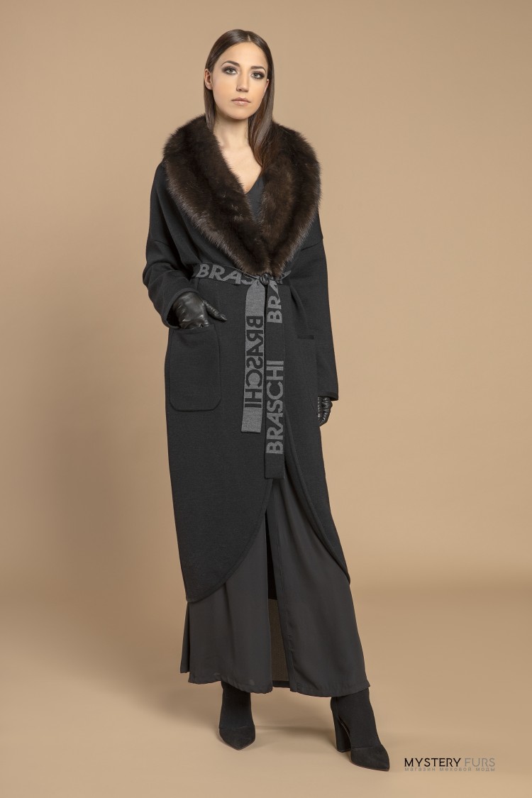 BRASCHI Пальто с воротником из меха соболя №ЛП0101. Цвет чёрный