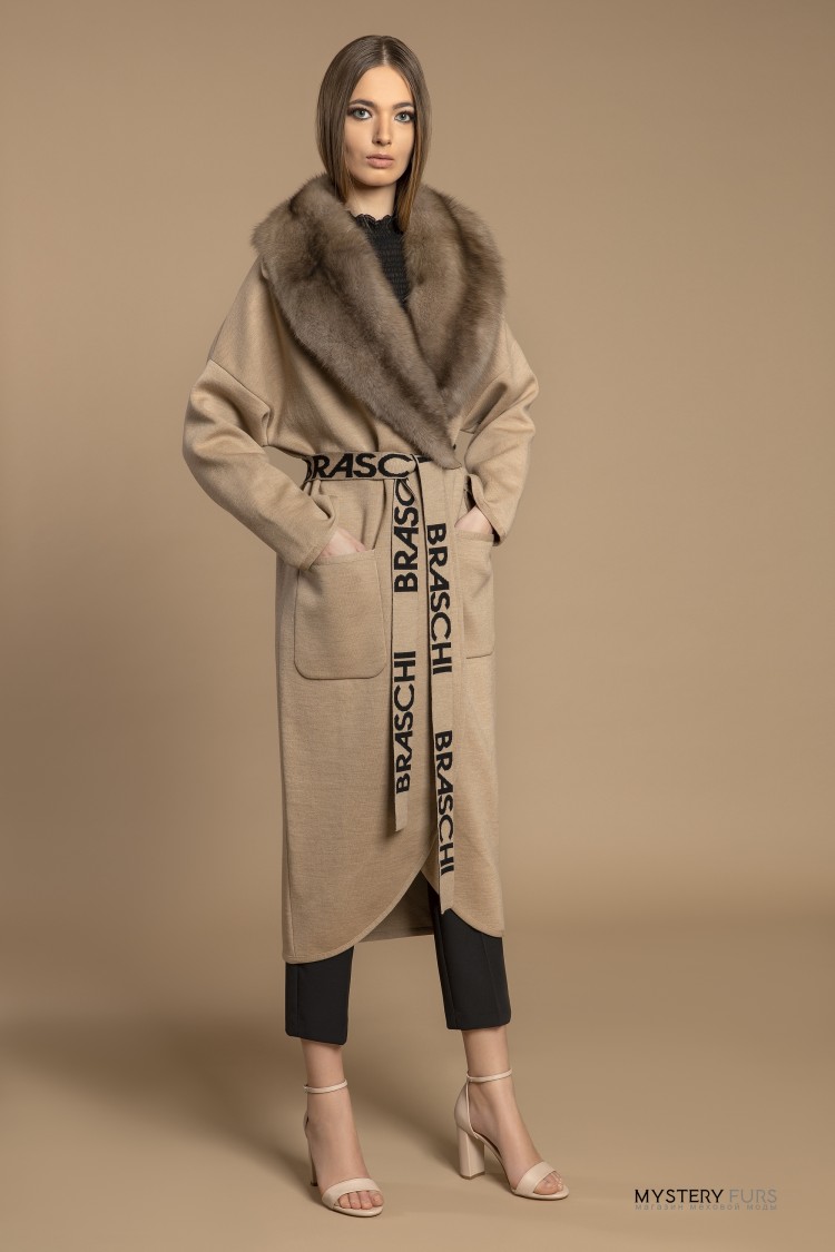 BRASCHI Пальто с воротником из меха соболя №ЛП0103. Цвет бежевый